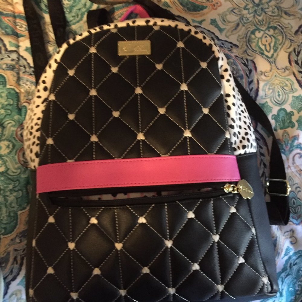 backpack purse